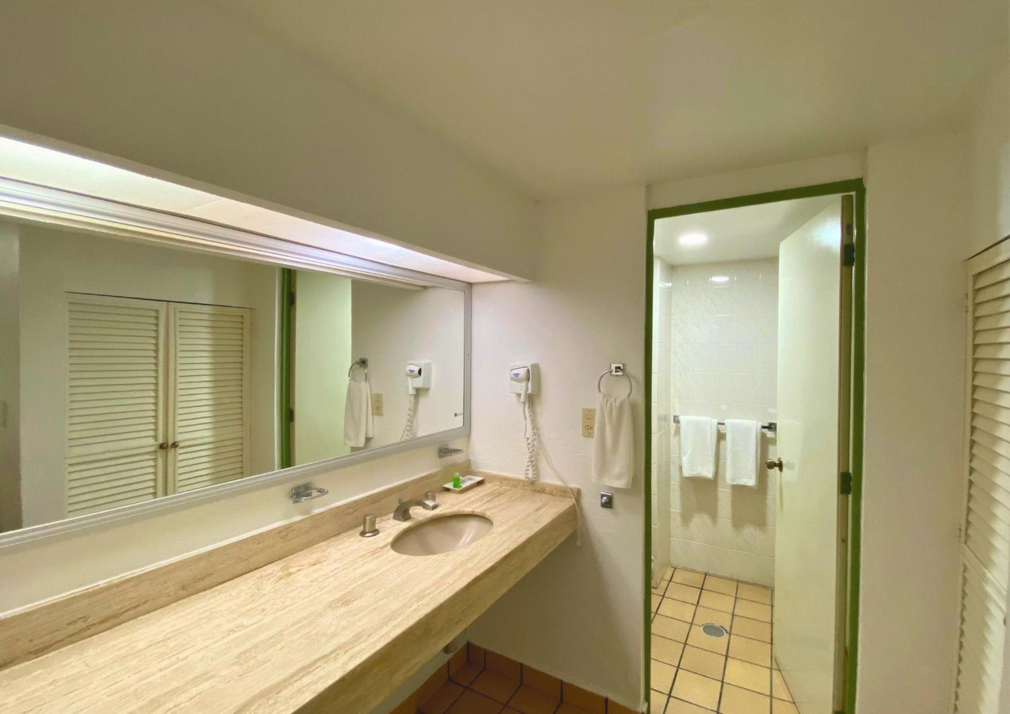Hotel Maya פלנקה מראה חיצוני תמונה