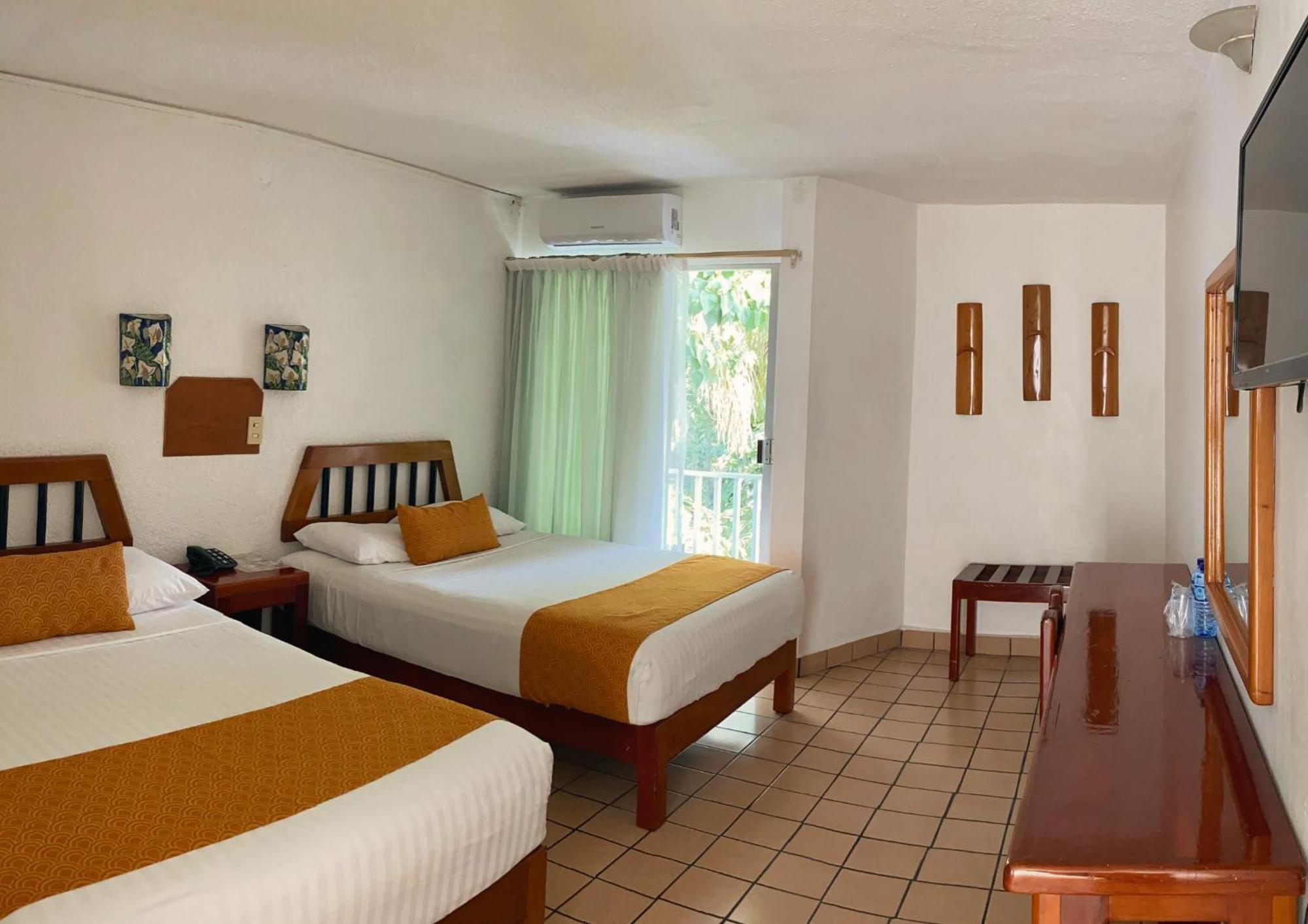 Hotel Maya פלנקה מראה חיצוני תמונה
