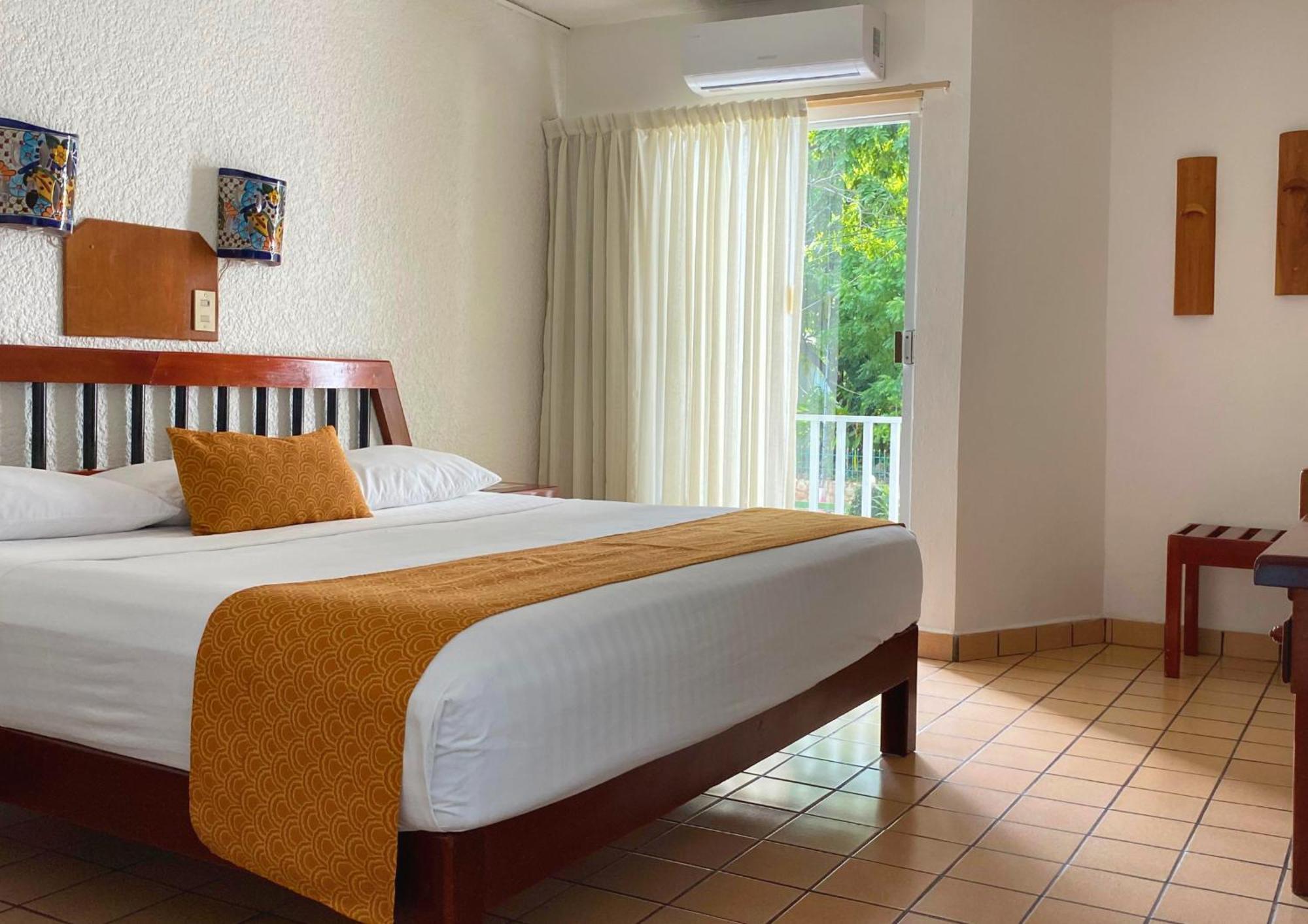 Hotel Maya פלנקה מראה חיצוני תמונה